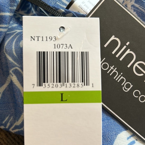 Sleeveless blue and white blouse by Ninety clothing co. - Picture 6 of 6